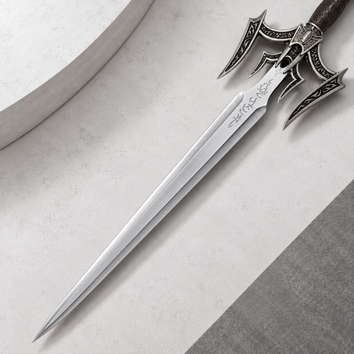 Frostmourne Sword of the Lich King